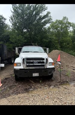 2005 Ford 650