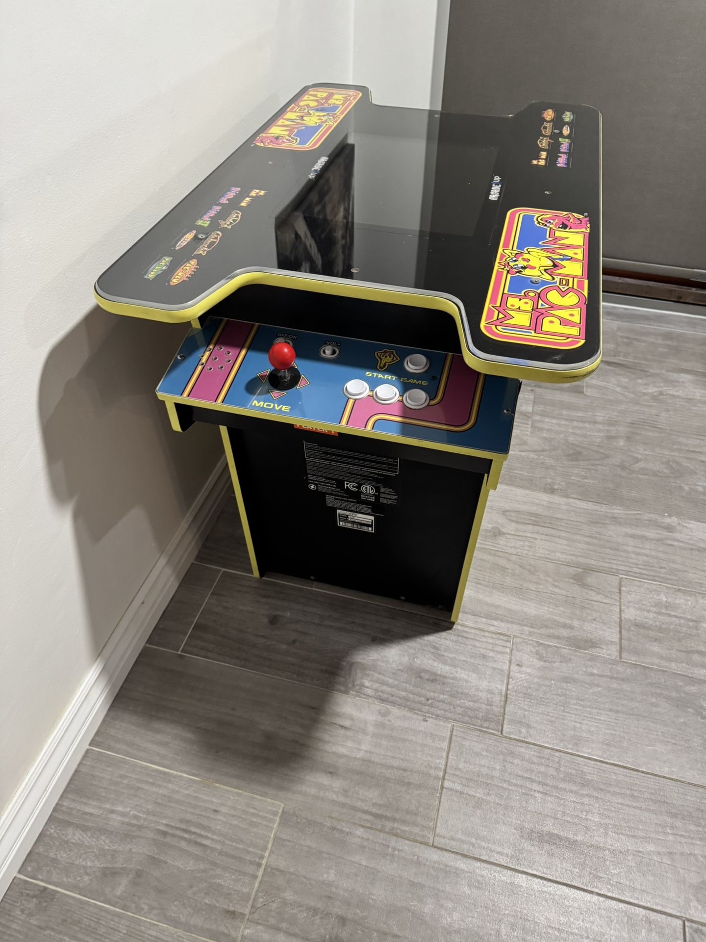 Table Top vintage Arcade Games.