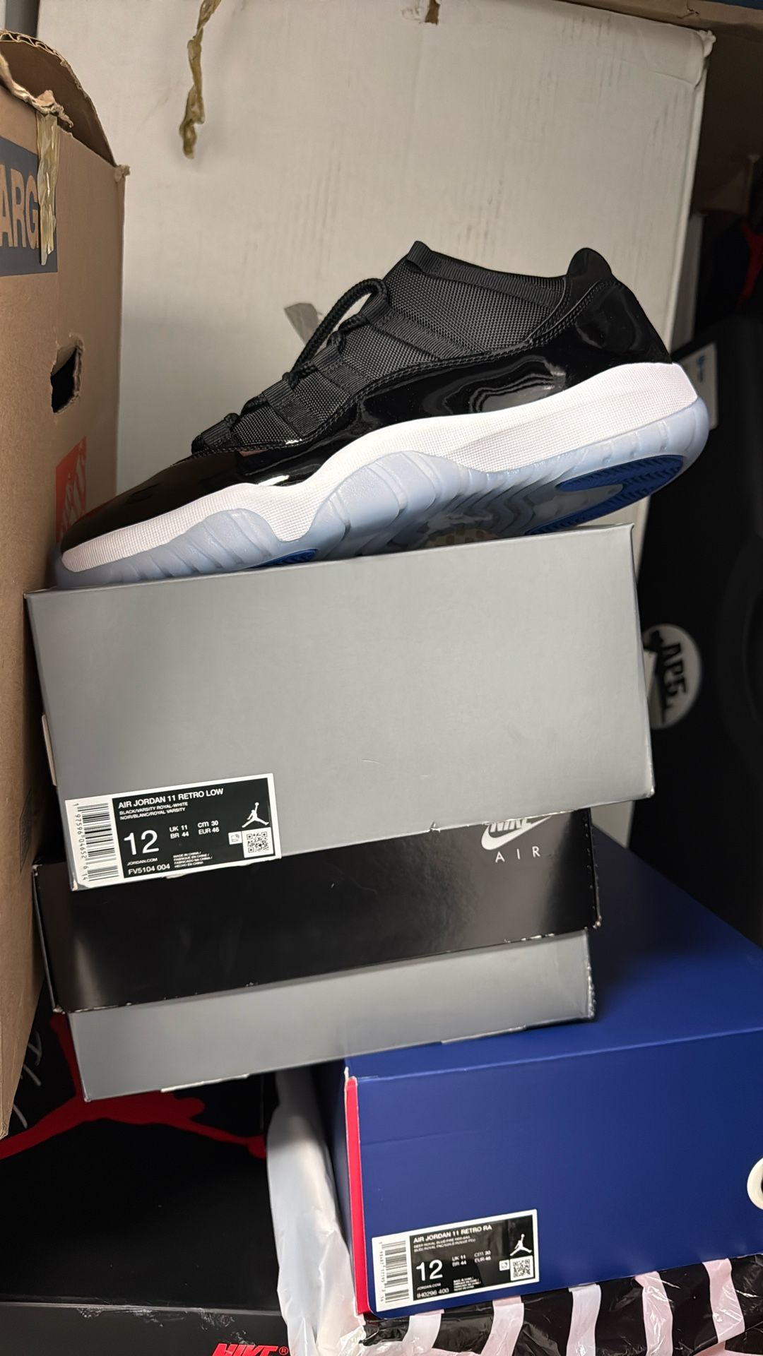 Jordan 11 Low " Space Jam "