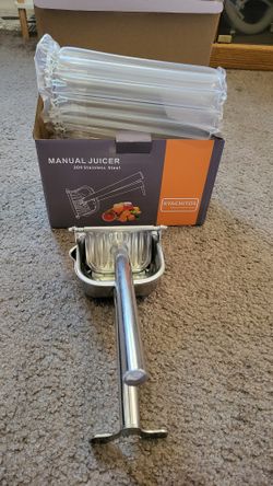 Handheld Juicer