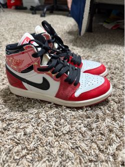 Nike Jordan 1s