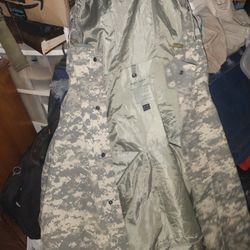 Us Military Raincoat New Large