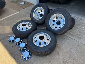 18” gmc sierra dually wheels tires new