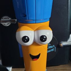 2008 Disney Jr Handy Manny Flicker Flashlight Toy