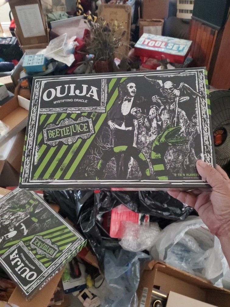 OUIJA: Beetlejuice board game