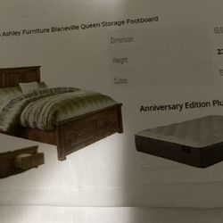 Queen Bed 