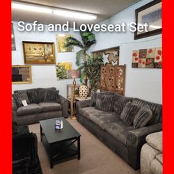 😍 Plush Sofa and Loveseat Set