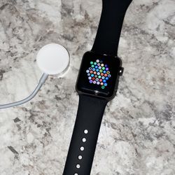 Apple Watch With Charger 