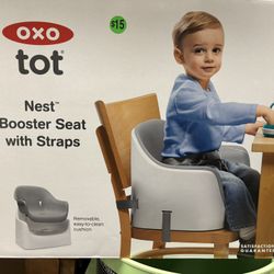 OXO tot Booster Seat