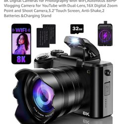 8K Digital Camera (FlyFrost) in excellent condition. Perfect for photography, vlogging, or content creation!