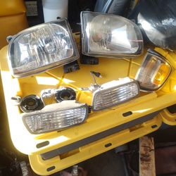 2004 Toyota Tacoma Headlight Set 