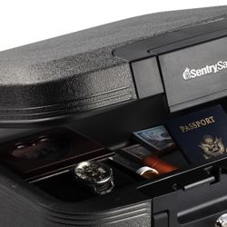 SentrySafe CHW20201 Fire and Water-Resistant Chest Safe with Key Lock, 0.28 Cu. ft