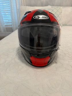 Motorcycle helmet