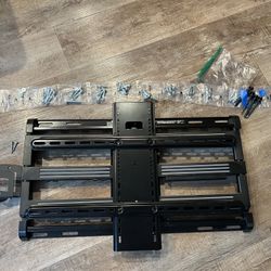 Sanus SLF226 Full Motion TV Mount
