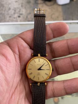 Vintage GUCCI 2000M Quartz Roman Dial Gold Mens Watch Great Condition
