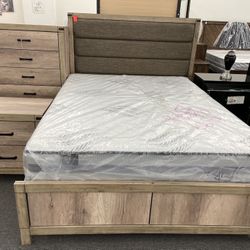 Queen Bed Set, 5 Piece $1799 🔥🔥🤩🚨🚨🚨🎉