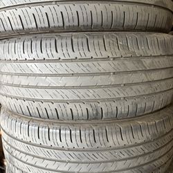 Tires 225-55r19 Kumho