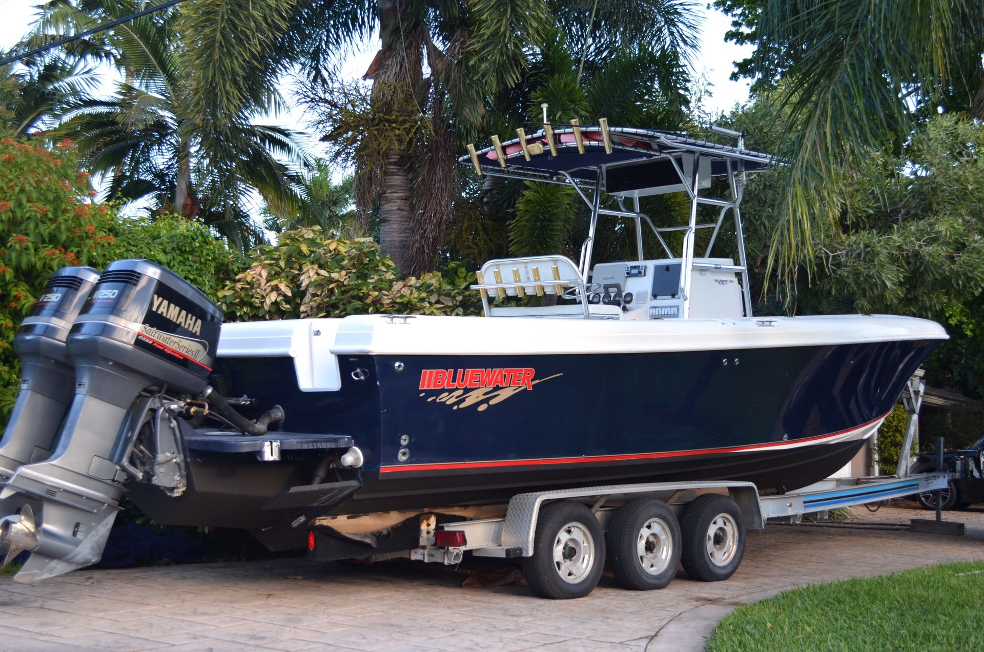 2002 Bluewater 2850
