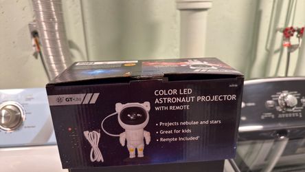 GT-Lite Color LED Astronaut Projector with Remote
