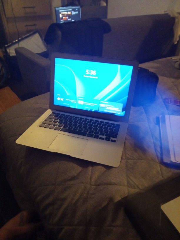 MacBook Air 7