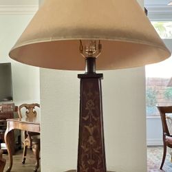 28” Lamp Crackle Glaze Finish + Shade