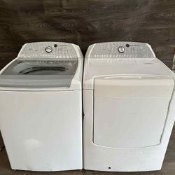 Whirlpool Washer And Gas Dryer 