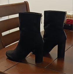 Fabulous boots size 8