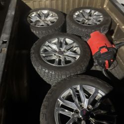 GMC Wheels 20s 