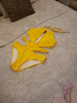 NEW Yellow ONE-PIECE Swimsuit
