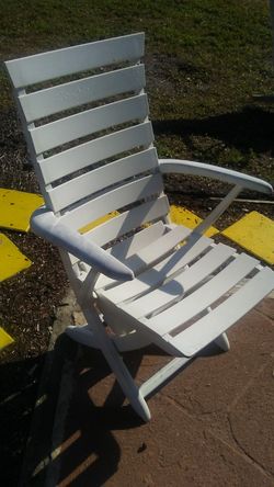 Tricomfort adjustable patio chair