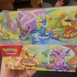 Prismatic Evolutions Tin Display
