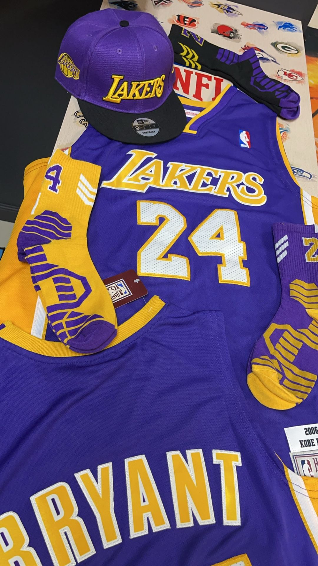 Lakers Set