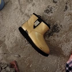 Ugg Size 1 Girl 