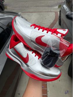 NIKE KOBE 5 PROTRO CAITLIN CLARK ROOKIE OF THE YEAR
