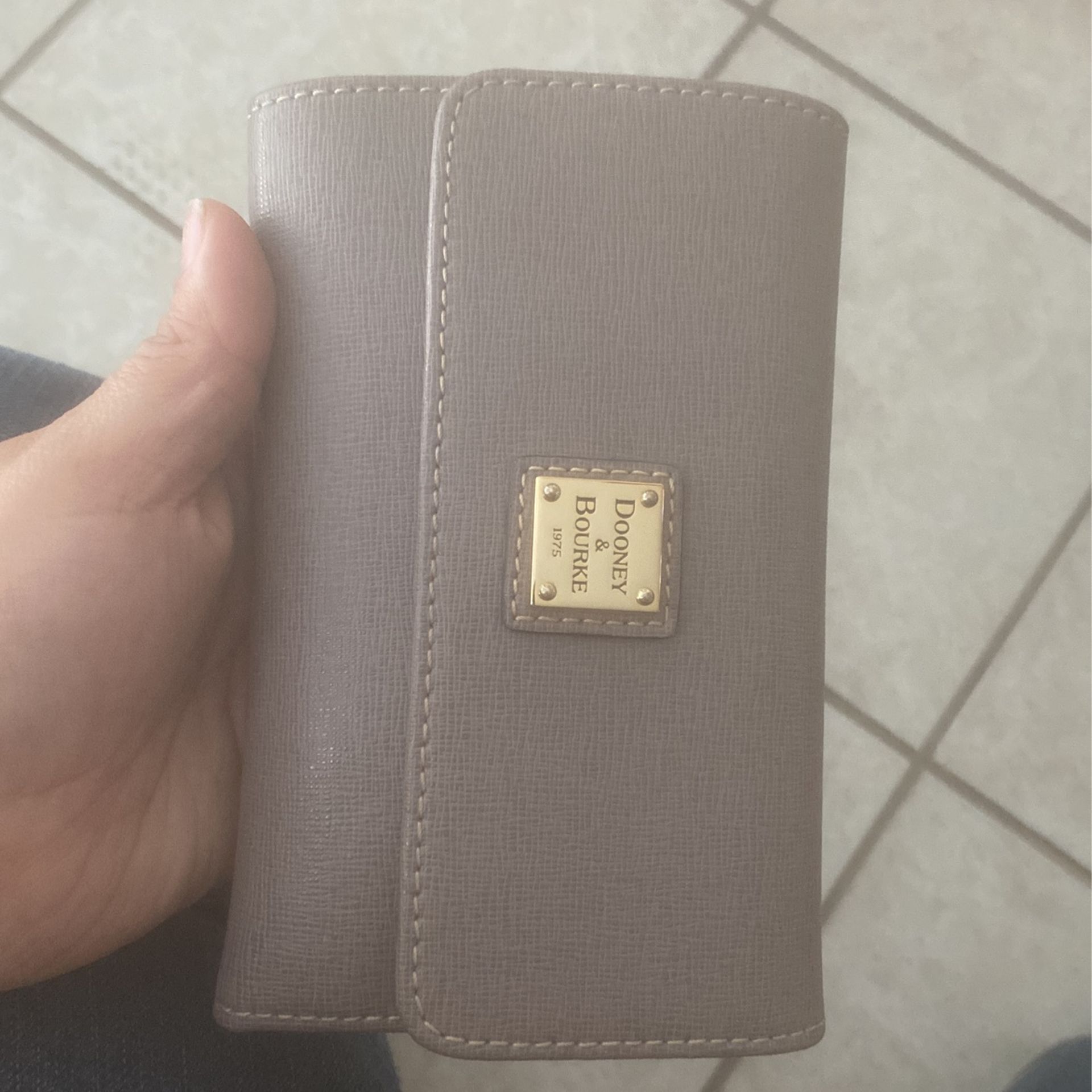 Dooney And Bourke Wallet