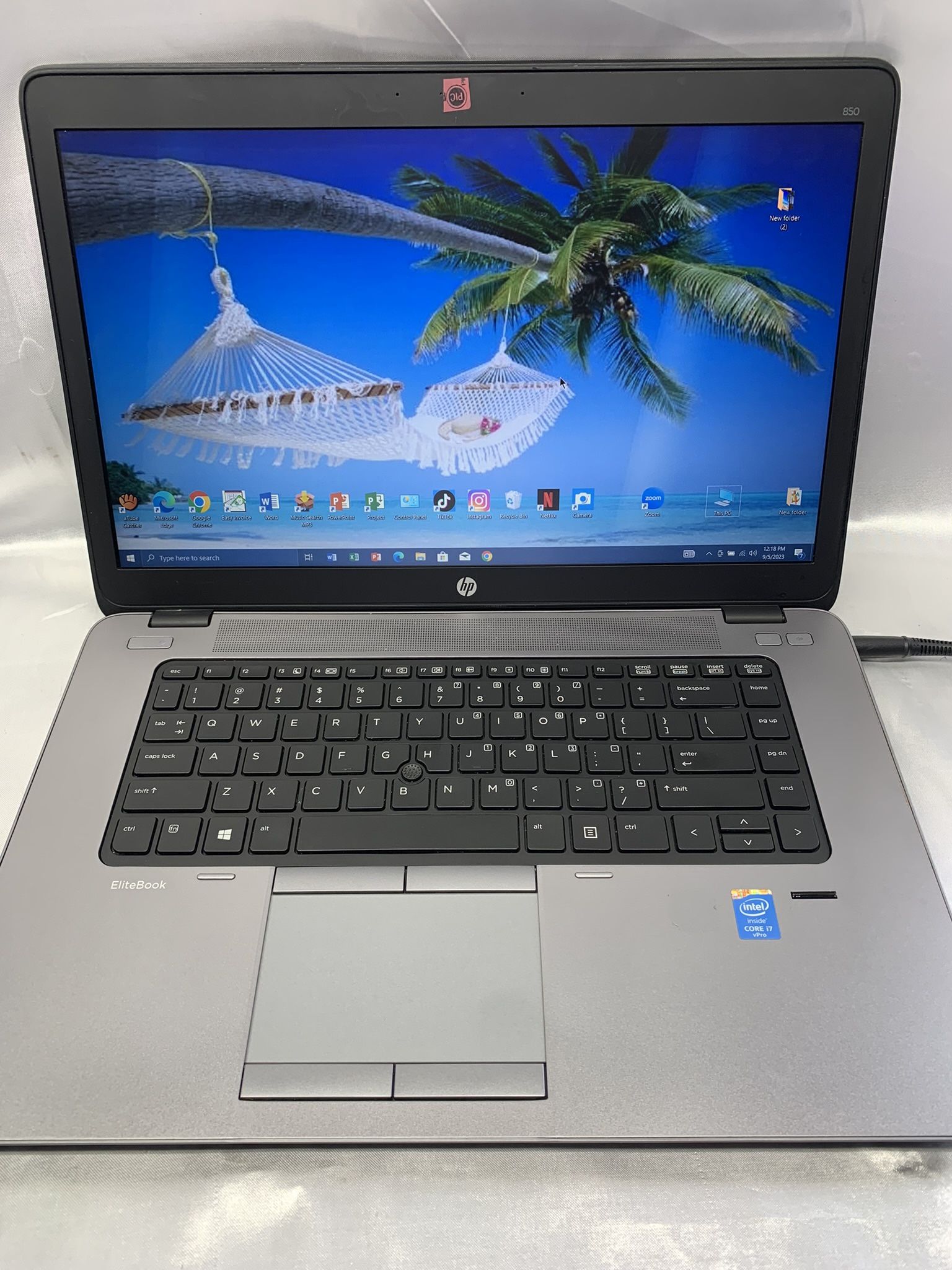 i7…i7…HP -ELITEBOOK 6 GENERATION build On 09/03/2014…128.0 GB SSD ( Capacity ) ..8.0 GB RAM . READY FOR CLASSES FULLY LOADED