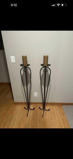candle floor stand with candles