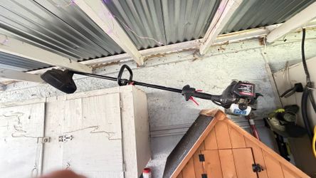 Black Max 2 stroke weed eater