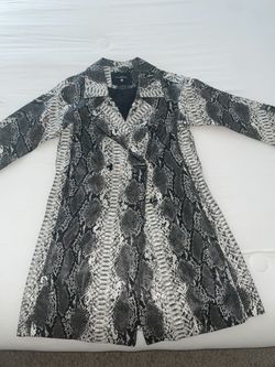 New Le Trench Le Serpent