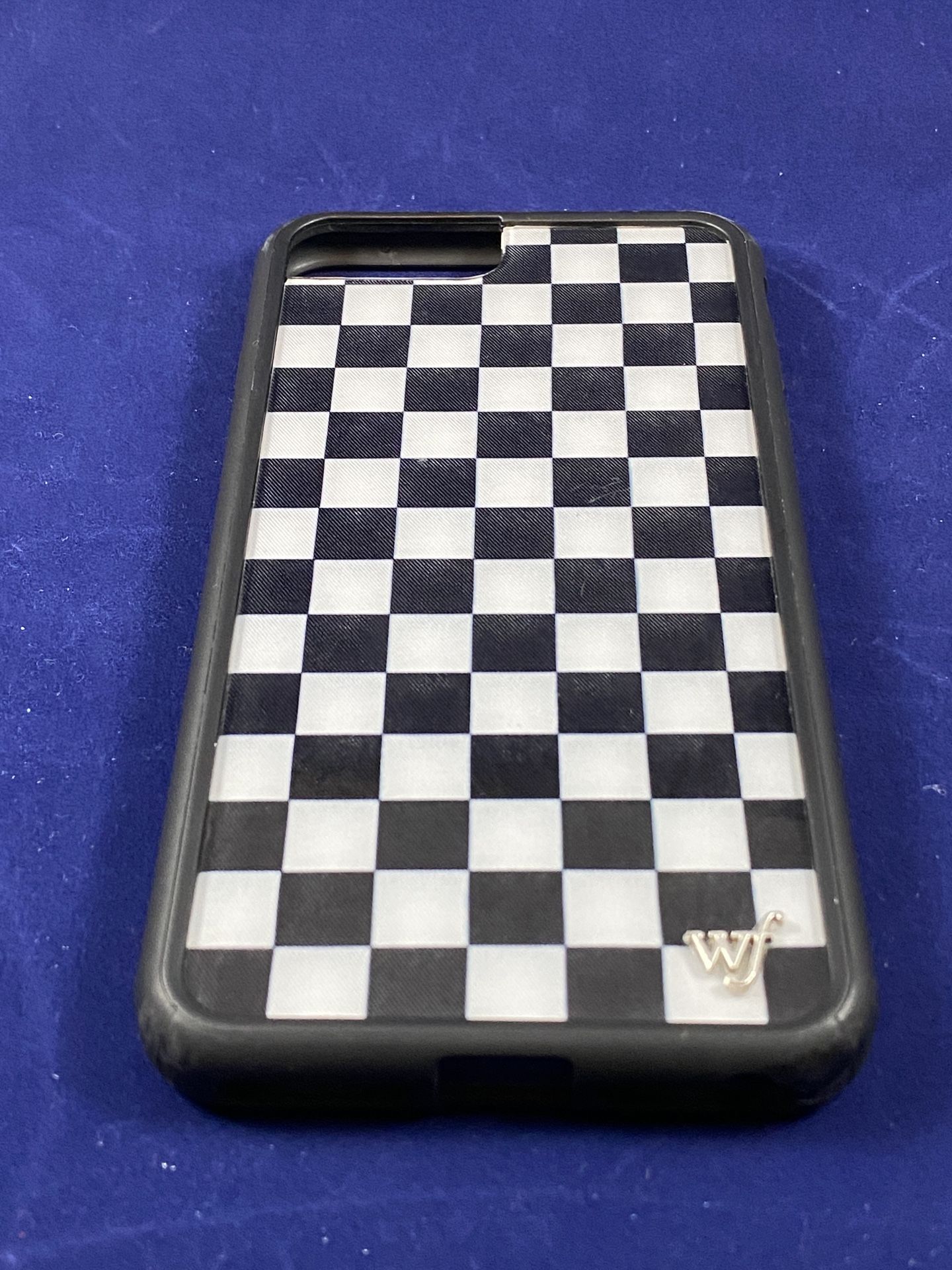 Wildflower checkered case for iPhone 6+, 7+, 8+ w box