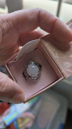 Natural A Jade Ring (with certificate)