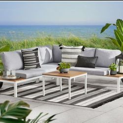 Like new patio set
