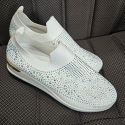 Bejeweled Slide In Sneakers Size 8.5 Brand New