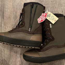 Vans Zip MTE Snow Boot (BRAND NEW!!!)
