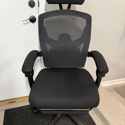Brand New Black Mesh Tall Back Ergonomic Reclining Gaming/Office Chair w/Slide Out Footrest