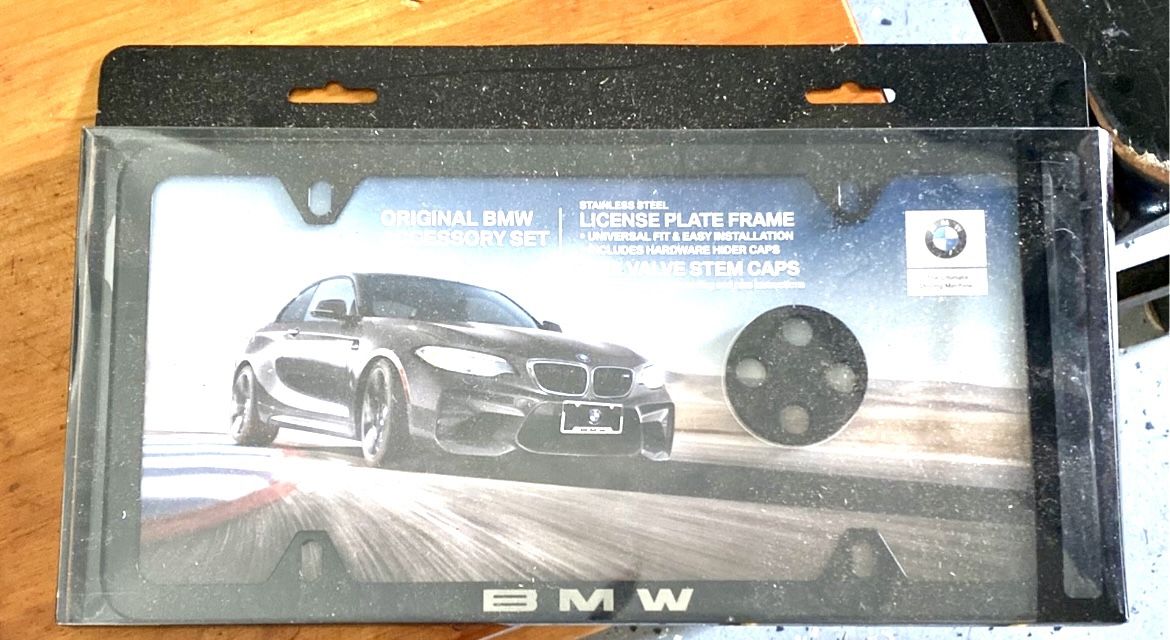 2014-18 BMW 328d TAG HOLDER — $50