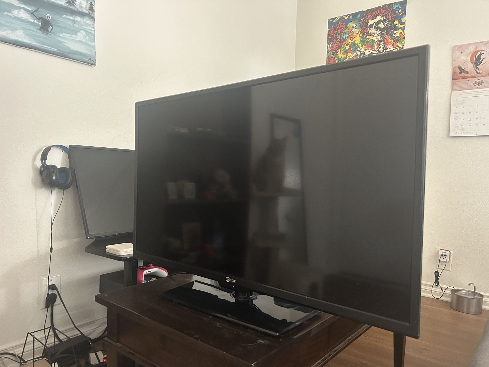 Tv Monitor