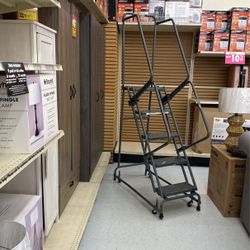 Metal Rolling Ladder