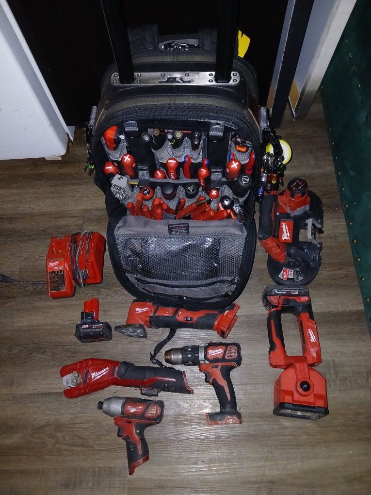 Milwaukee Tools + Tech pac Wheeler