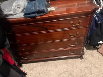 Free Dresser